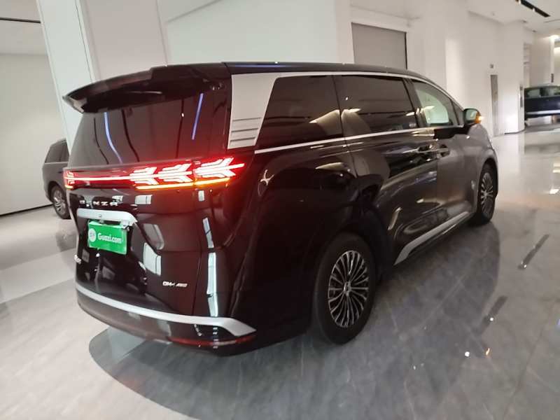 Used Denza D9 2024 DM-i 980 Four-Wheel Drive Prestige Model – Premium — 6