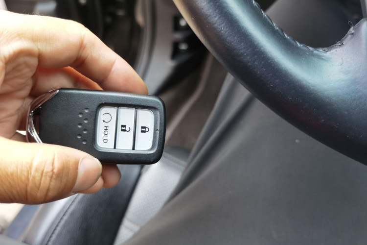 Used Honda CR-V 2019 240TURBO CVT 2WD Fashion Edition China VI Vehicle Key