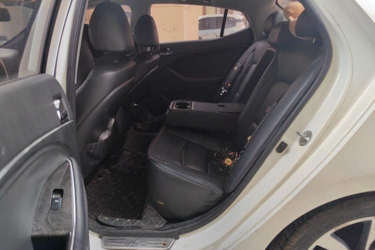 Used Kia K5 2015 2.0L Automatic LUX