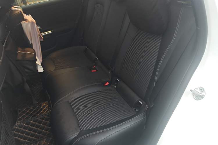 Used Mercedes-Benz B-Class 2021 B 200 Sport Edition Left Rear Seat