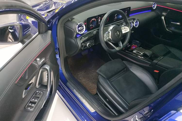 Used Mercedes-Benz A-Class 2020 A 200 L Sport Sedan Driver Seat