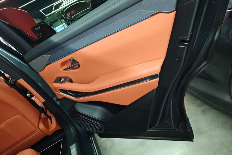 Used BYD Tang L 2025 EV 600KM All-Wheel-Drive LiDAR Flagship Model