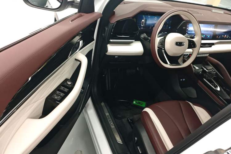 Used Geely Auto Monjaro L 2021 2.0TD DCT EVO Two-Wheel Drive Prestige Version
