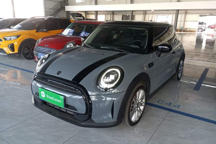 Used MINI MINI 2022 1.5T COOPER Classic Edition