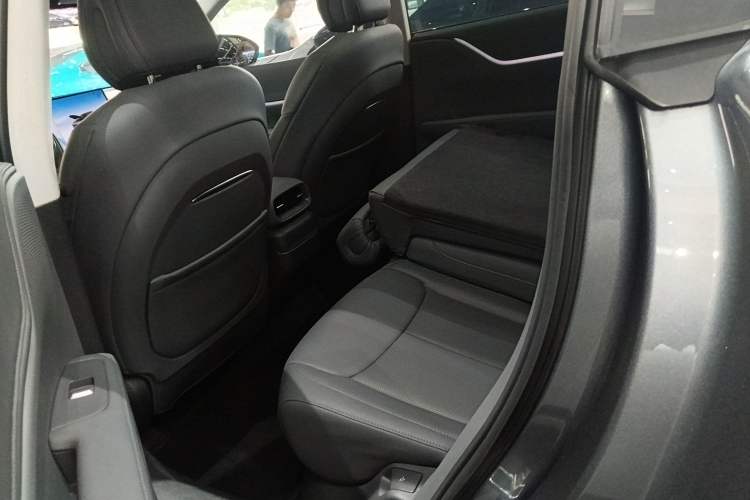 Used XPeng G6 2025 625 Long-Range Max Flagship Edition
