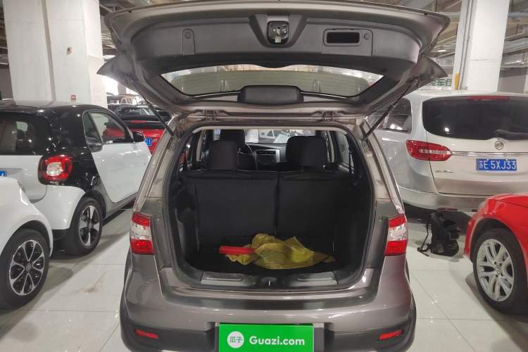 Used Nissan Livina 2013 Jingrui 1.6XL Manual Comfort Edition