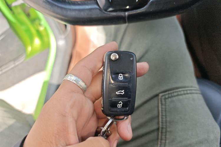 Used Volkswagen Polo 2014 1.6L Automatic Luxury Edition Vehicle Key