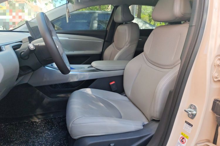 Used XPeng MONA M03 2024 620 with Ultra-Long Range Left Front Seat