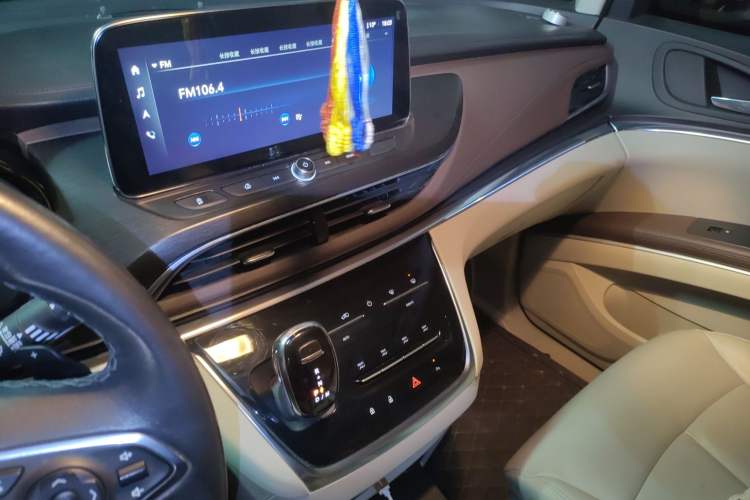 Used Buick GL8 2020 Land Business Class 652T Luxury Model