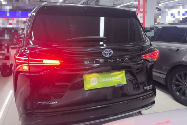 Used Toyota SIENNA 2021 2.5L Hybrid Platinum Edition