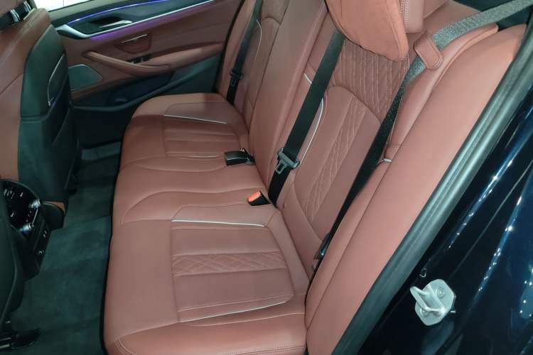 Used BMW 5 Series 2021 530Li Luxury Edition M Sport Package
