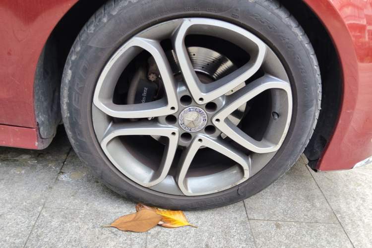 Used Mercedes-Benz CLS 2015 CLS 260 Right Front Wheel Hub
