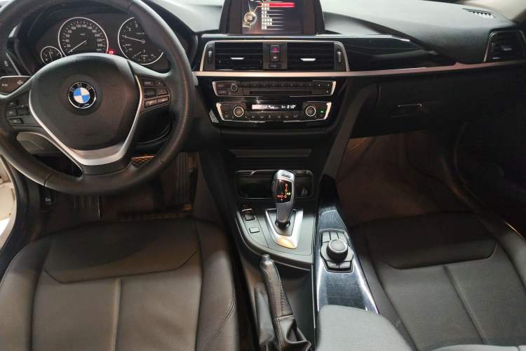 Used BMW 3 Series 2017 320Li Fashion Model Gear Lever