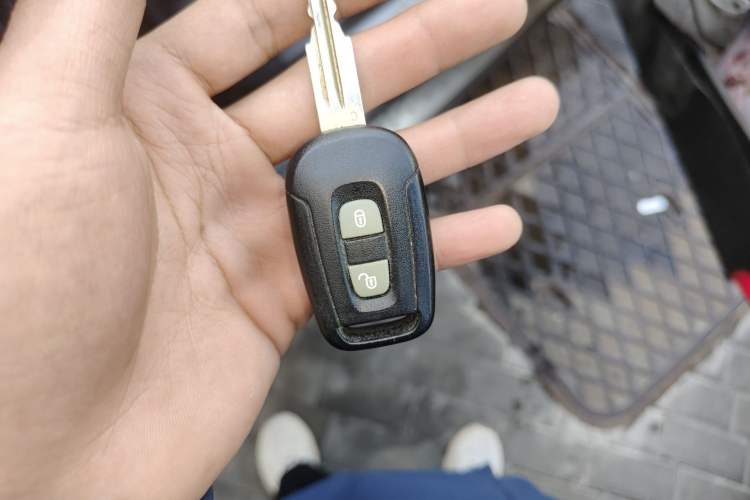 Used Chevrolet Captiva 2014 2.4L 4x4 Flagship Edition 7 Seats Vehicle Key