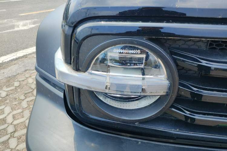 Used Tank 300 2024 2.0T Challenger Right Front Headlight