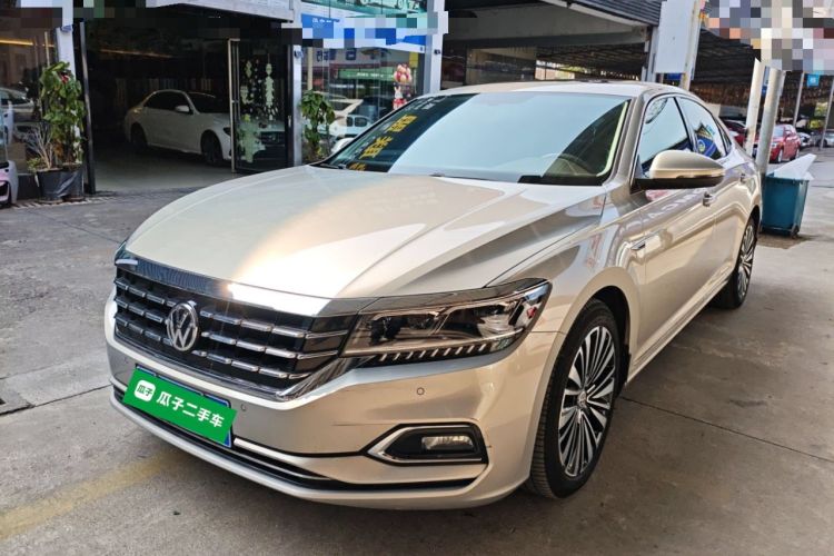 Used Volkswagen Passat 2019 380TSI Luxury Edition China VI Standard