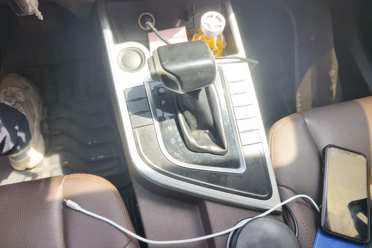 Used FORTHING Joyear X5 2017 1.6L CVT Luxury Model