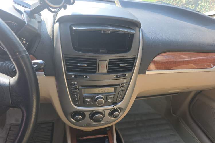 Used Buick Excelle 2011 1.6 LE-MT