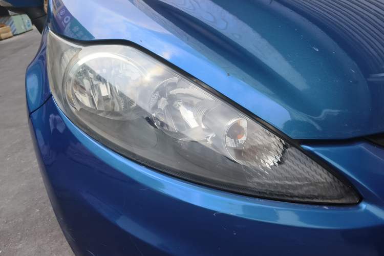 Used Ford Fiesta 2011 Sedan 1.5L Automatic Fashion Edition Right Front Headlight