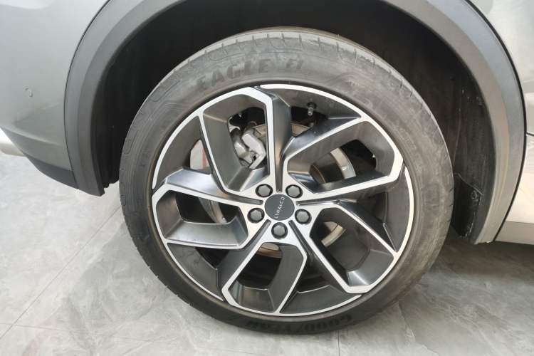 Used Lynk & Co 05 2020 2.0TD Two-Wheel Drive Shine Halo
