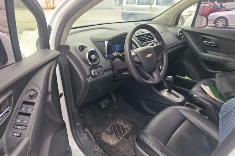 Used Chevrolet Trax 2016 1.4T Automatic Two-Wheel Drive Comfort Version with Sunroof