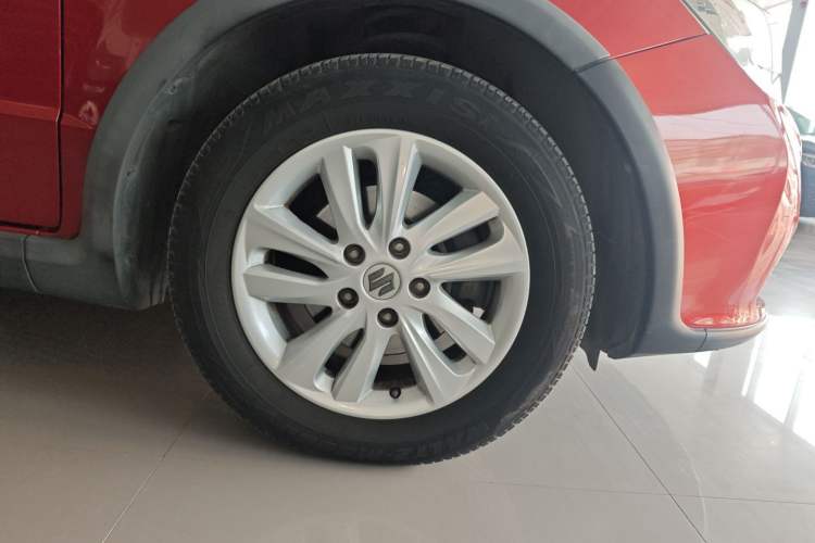 Used Suzuki SX4 2013 1.6L Automatic CoolRide Model Right Front Wheel Hub