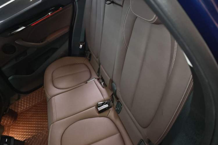 Used BMW X1 2020 sDrive25Li Leading Model
