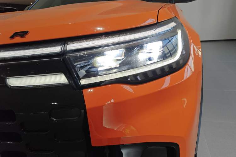 Used Ford Explorer 2023 EcoBoost 285 Kunlun Peak Edition 7-Seater