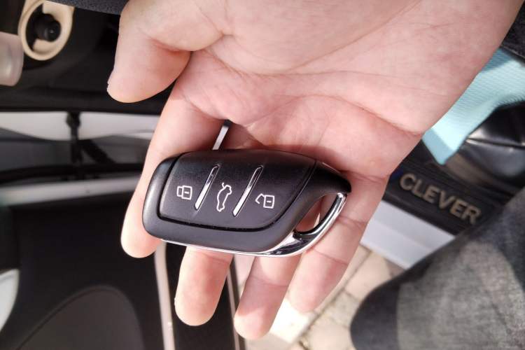 Used Roewe Clever 2021 302km All-Round Version