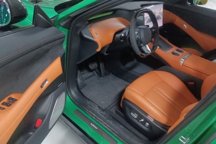 Used Xiaomi Auto YU7 2025 Ultra-Long Range High-Performance All-Wheel-Drive Max Edition