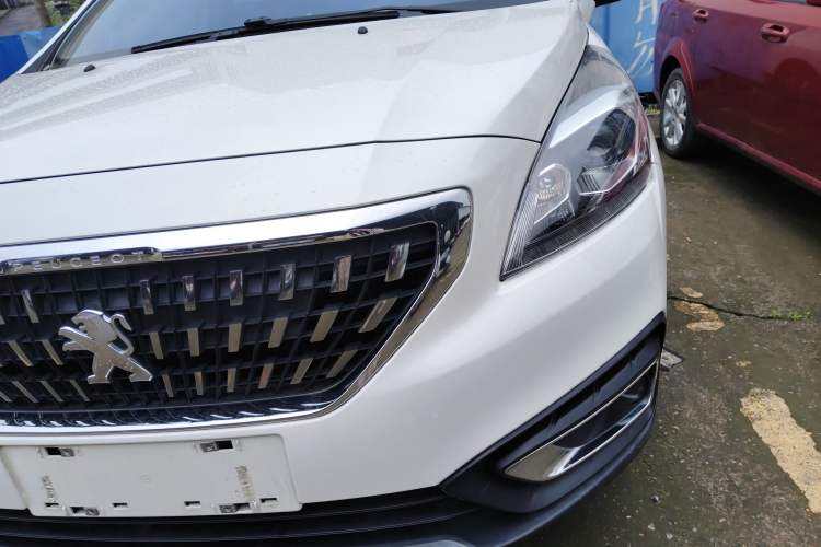 Used Peugeot 3008 2016 1.6THP Automatic Trend Edition Left Front Headlight