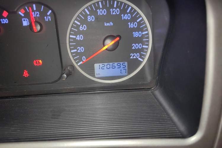 Used Volkswagen Santana Vista 2008 1.8L Manual Sishang Model