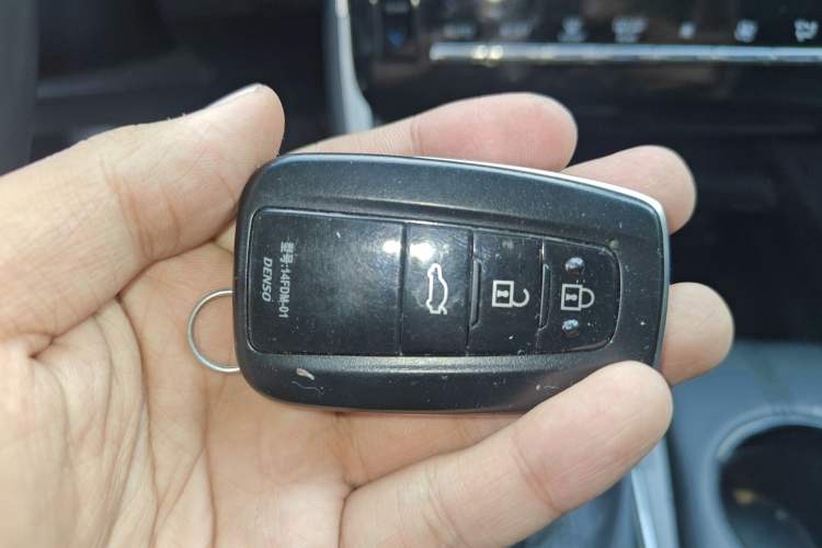 Used Toyota Avalon 2022 2.0L Luxury Edition
