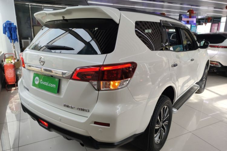 Used Nissan Terra 2018 2.5L Automatic 4x4 Luxury Edition
