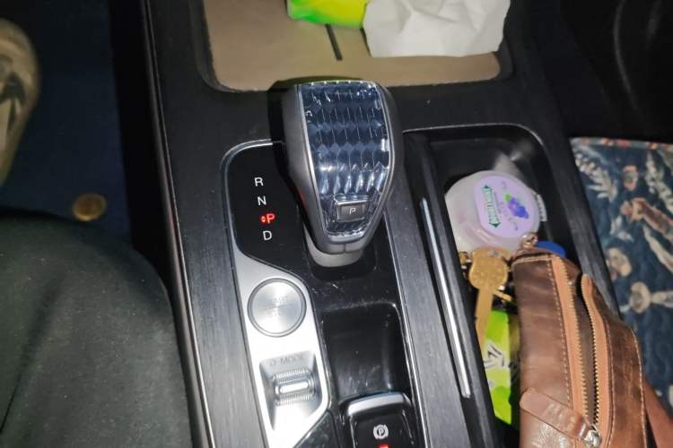 Used GAC Trumpchi GS8 2022 Flagship Series 2.0 TGDI Four-Wheel Drive Luxury Smart Connectivity Version (7 Seats)
