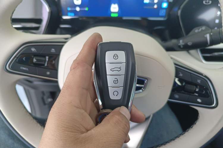 Used Geely Auto Monjaro L 2022 1.5T Leishen Hi·F Plug-in Hybrid Super Xun Interior 1