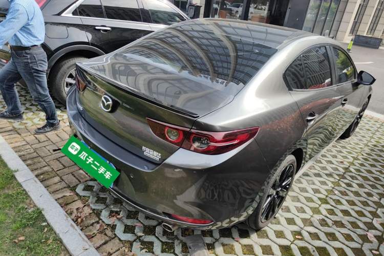 Used Mazda 3 Axela 2021 2.0L Automatic Zhiyao Edition
