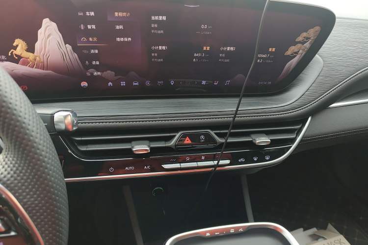 Used Buick LaCrosse 2025 28T Platinum Edition
