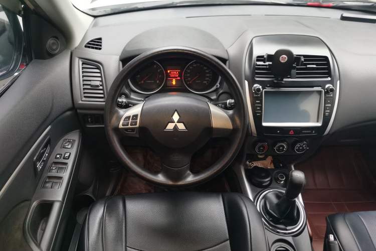 Used Mitsubishi ASX 2013 1.6L Manual Two-Wheel Drive Standard Edition
