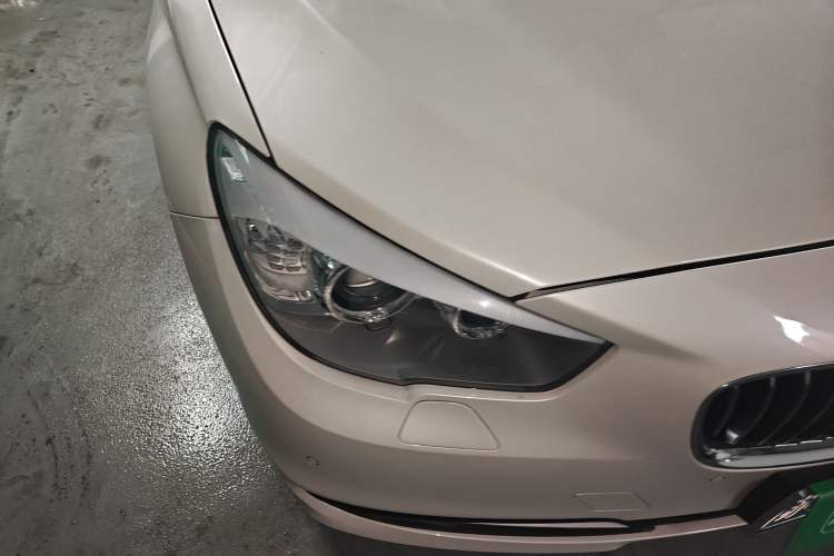 Used BMW 5 Series GT 2014 535i Leading Model Right Front Headlight