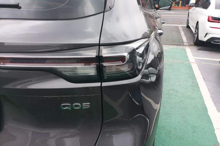 Used CHANGAN NEVO Q05 2024 Truly Delicious Version 125" Beyond-Performance Model CATL Right Rear Taillight