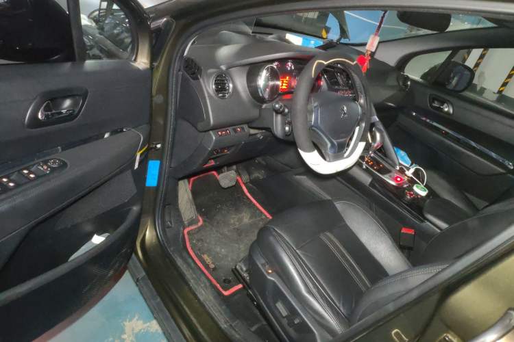 Used Peugeot 3008 2015 1.6THP Automatic Prestige Edition
