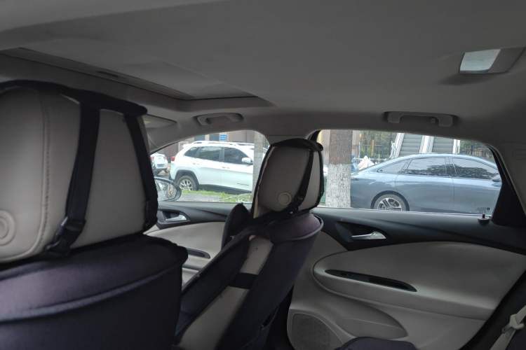 Used Buick Verano 2015 Sedan 15S Automatic Ambition Model Headliner