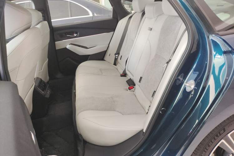 Used Honda Inspire New Energy 2023 ePHEV Smart Edition
