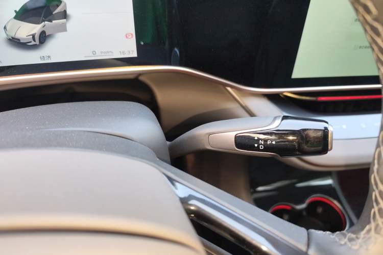 Used Hongqi EH7 2024 690 Pro
