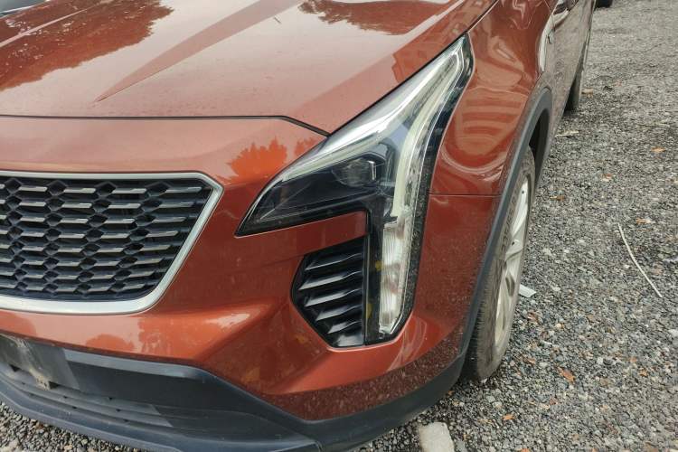 Used Cadillac XT4 2018 28T Two-Wheel Drive Tech Version