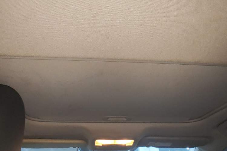 Used Toyota Corolla 2016 Dual-Engine 1.8L E-CVT Elite Edition Headliner