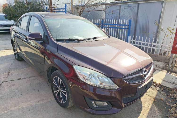 Used Haima M6 2017 1.6L Manual Comfort Model

