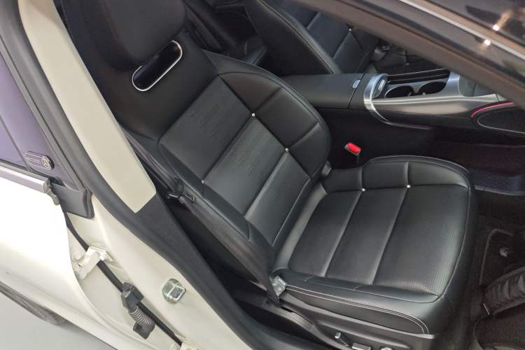 Used smart #3 2024 Dynamic Long-Range Edition Right Front Seat