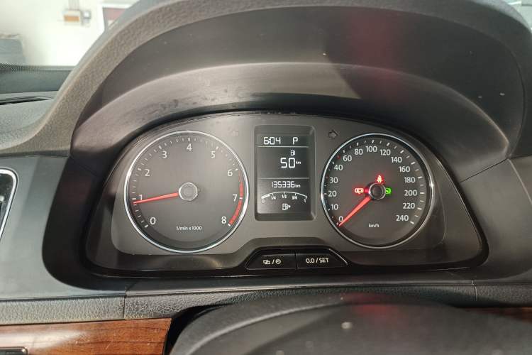 Used Volkswagen Lavida 2013 Restyled Classic 1.6L Automatic Comfort Edition